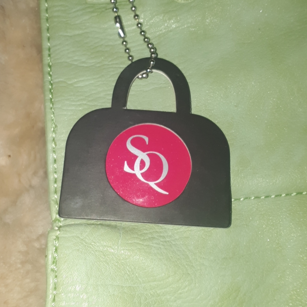 Purse - Picture 5 of 9